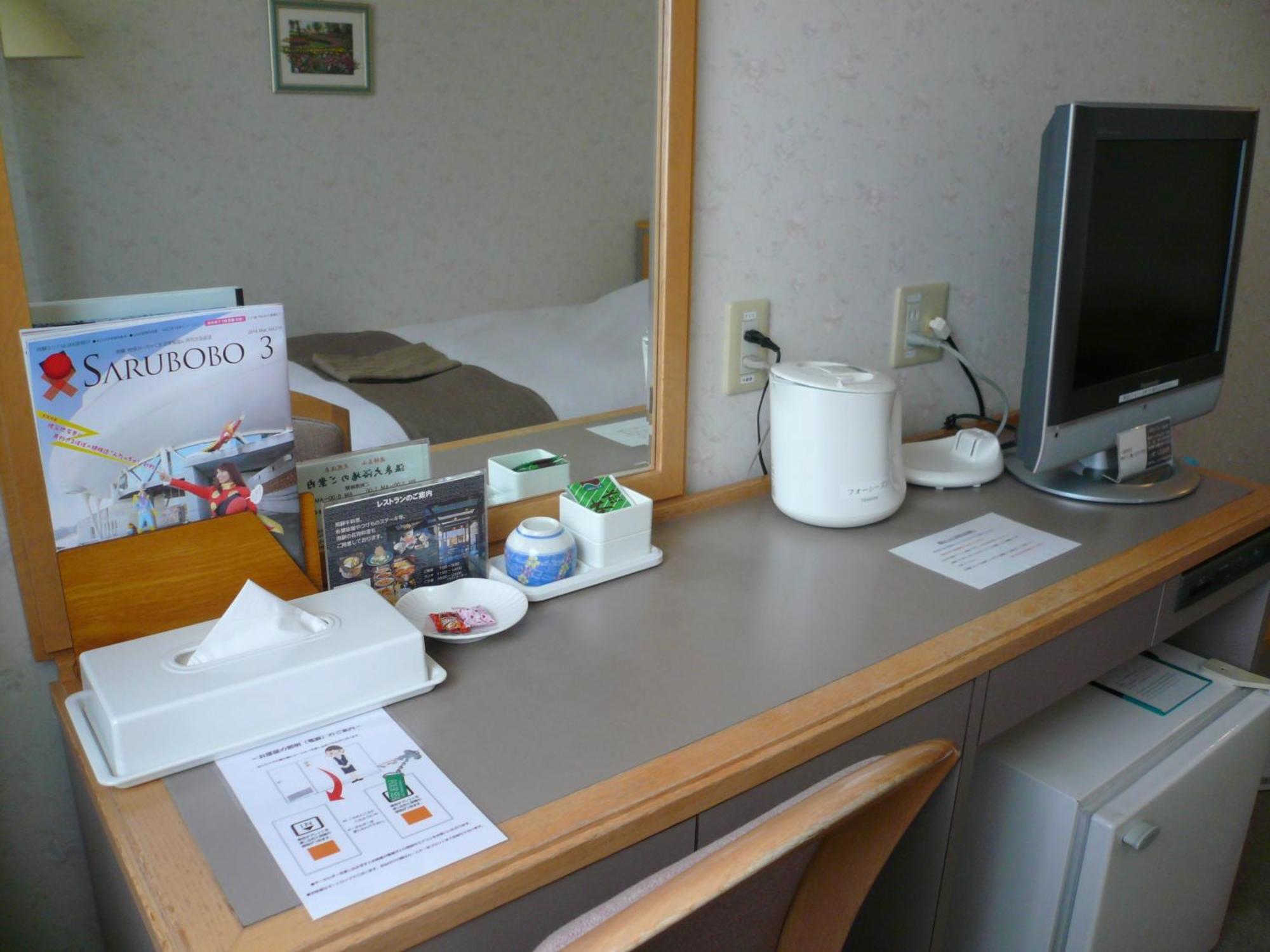 Takayama City Hotel Four Seasons Номер фото