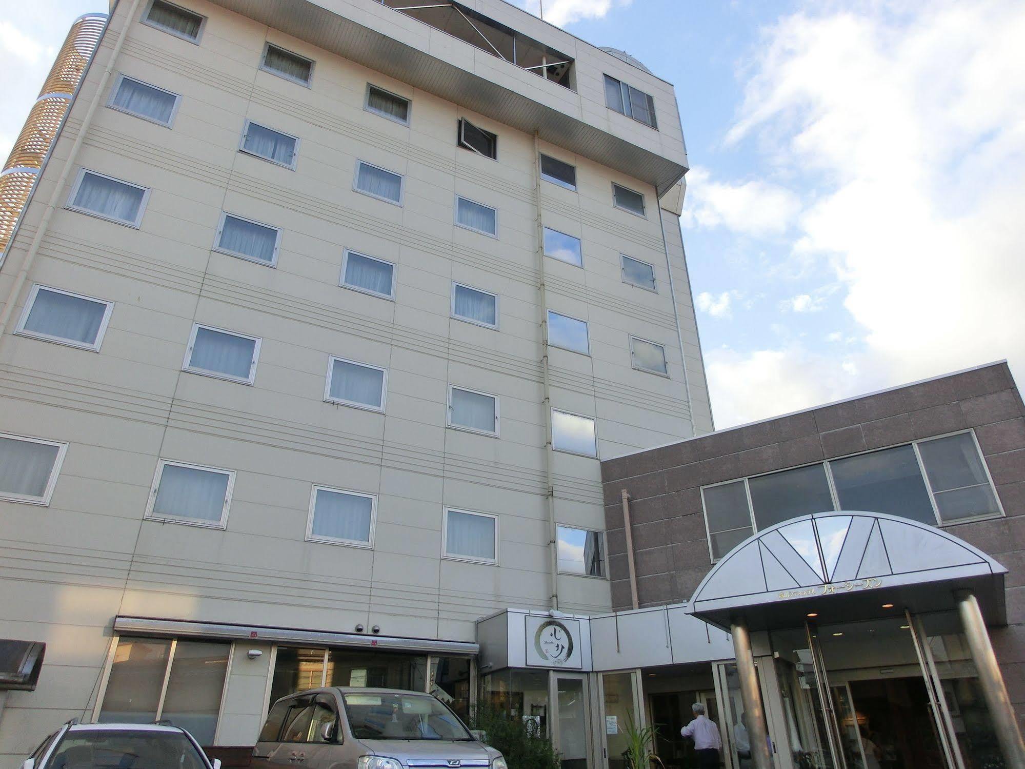 Takayama City Hotel Four Seasons Екстер'єр фото