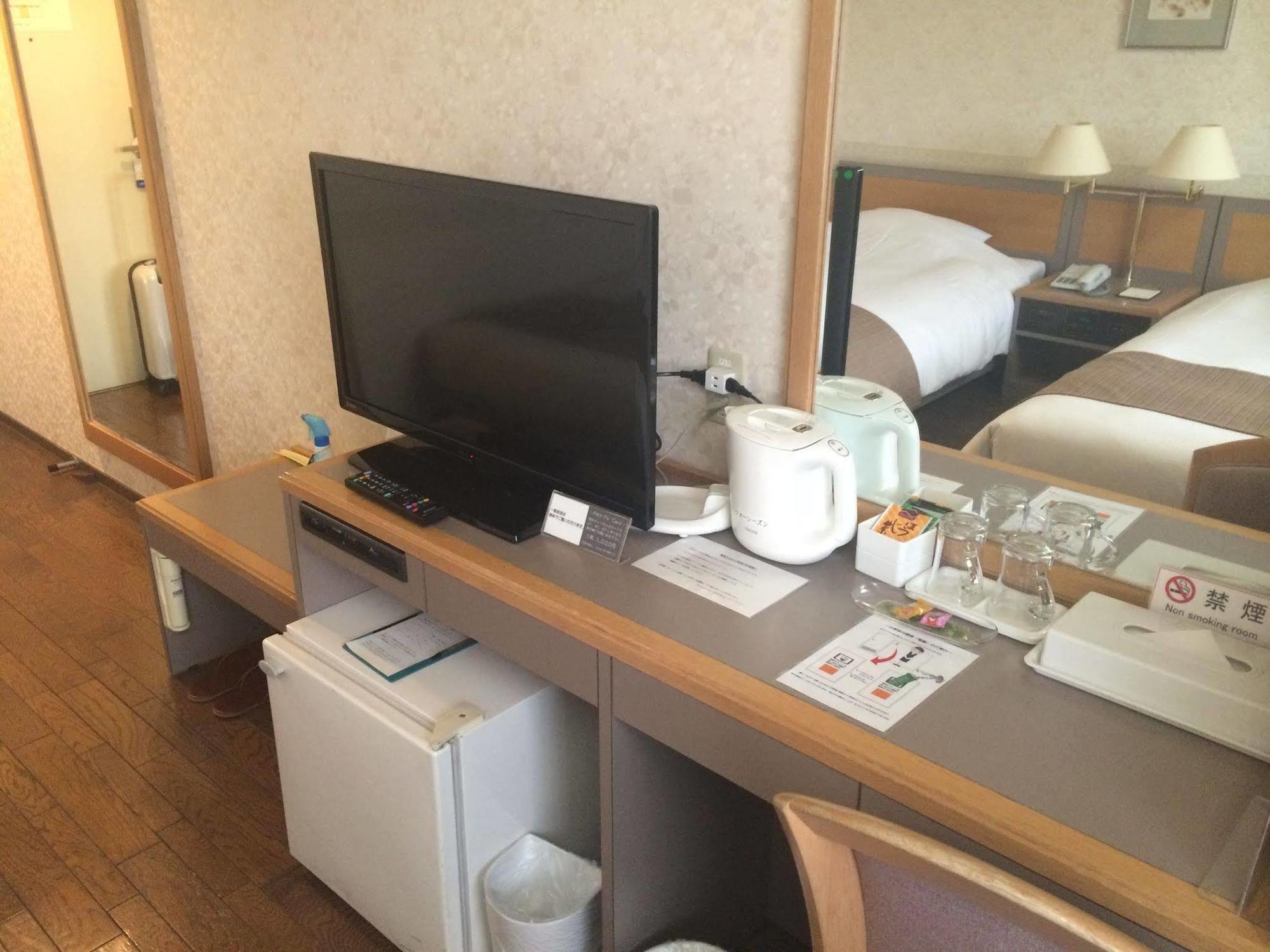 Takayama City Hotel Four Seasons Екстер'єр фото